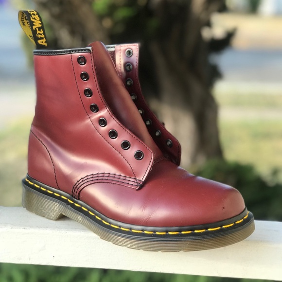 Dr. Martens Other - Dr Martens CHERRY RED SMOOTH 1460’s Size 8.5